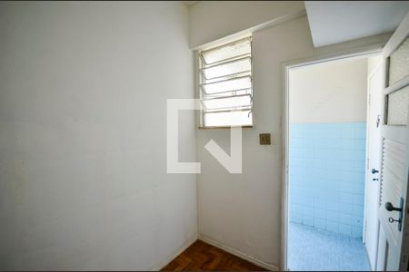 Apartamento à venda com 77m², 3 quartos e 1 vaga Apartamento à venda com 77m², 3 quartos e 1 vagaQuarto de Serviço