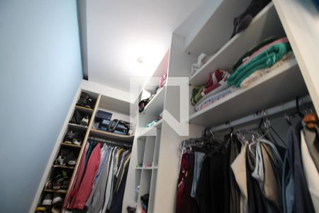 Casa de condomínio para alugar com 360m², 5 quartos e 2 vagasCloset da Suíte 2