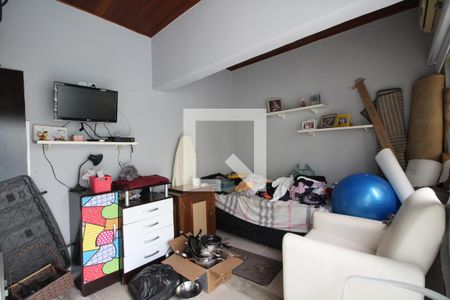 Casa de condomínio para alugar com 360m², 5 quartos e 2 vagasQuarto de Serviço