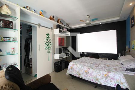 Casa de condomínio para alugar com 360m², 5 quartos e 2 vagasSuíte 2