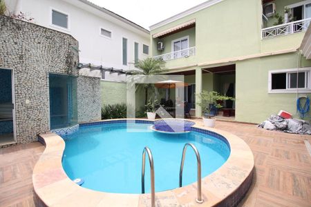 Casa de condomínio para alugar com 360m², 5 quartos e 2 vagasÁrea Externa