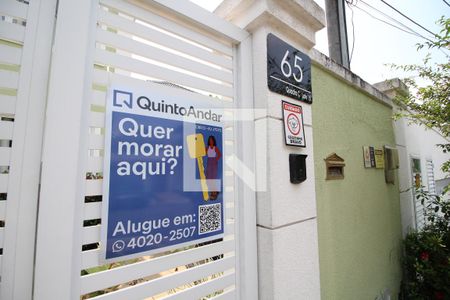 Casa de condomínio para alugar com 360m², 5 quartos e 2 vagasPlaca de Anúncio Quinto Andar