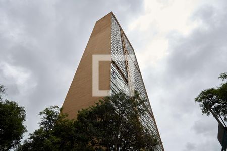 Apartamento à venda com 67m², 1 quarto e sem vaga Apartamento à venda com 67m², 1 quarto e sem vagaFachada