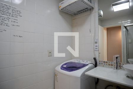 Apartamento à venda com 67m², 1 quarto e sem vaga Apartamento à venda com 67m², 1 quarto e sem vagaBanheiro