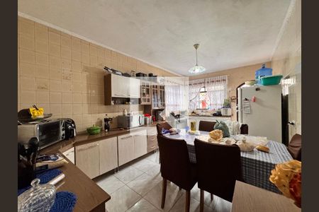 Casa à venda com 200m², 3 quartos e 1 vaga Casa à venda com 200m², 3 quartos e 1 vagaCozinha