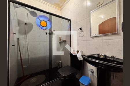 Casa à venda com 200m², 3 quartos e 1 vaga Casa à venda com 200m², 3 quartos e 1 vagaBanheiro 1