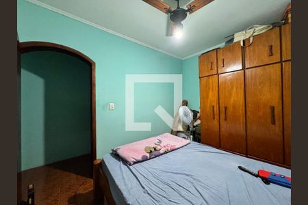 Casa à venda com 200m², 3 quartos e 1 vaga Casa à venda com 200m², 3 quartos e 1 vagaQuarto 2