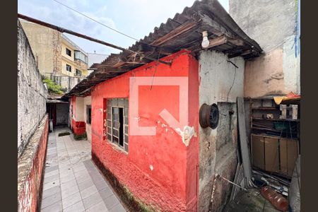 Casa à venda com 200m², 3 quartos e 1 vaga Casa à venda com 200m², 3 quartos e 1 vagaQuintal