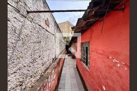 Casa à venda com 200m², 3 quartos e 1 vaga Casa à venda com 200m², 3 quartos e 1 vagaQuintal