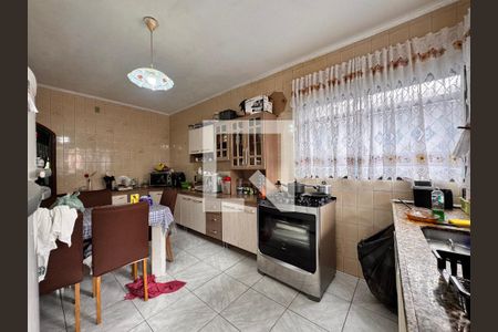 Casa à venda com 200m², 3 quartos e 1 vaga Casa à venda com 200m², 3 quartos e 1 vagaCozinha