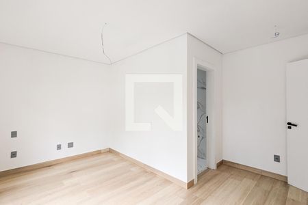 Casa de condomínio à venda com 285m², 4 quartos e 3 vagas Casa de condomínio à venda com 285m², 4 quartos e 3 vagasQuarto da suíte 3