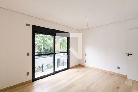Casa de condomínio à venda com 285m², 4 quartos e 3 vagas Casa de condomínio à venda com 285m², 4 quartos e 3 vagasQuarto da suíte 1