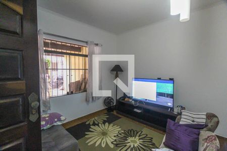 Sala de casa para alugar com 3 quartos, 140m² em Jardim Rodolfo Pirani, São Paulo
