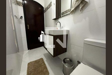 Casa à venda com 142m², 3 quartos e 3 vagas