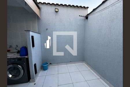 Casa à venda com 142m², 3 quartos e 3 vagas