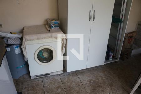 Casa à venda com 200m², 3 quartos e 3 vagasÁrea de Serviço