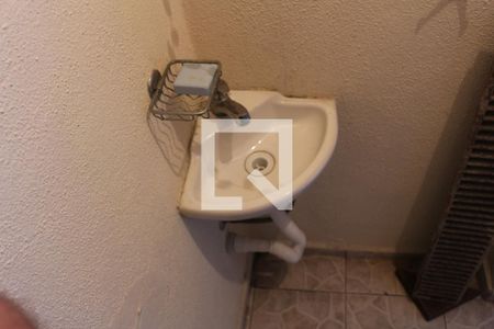 Casa à venda com 200m², 3 quartos e 3 vagasLavabo 2