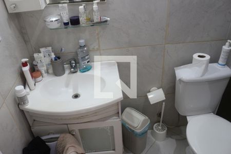 Casa à venda com 200m², 3 quartos e 3 vagasBanheiro da Suíte 3