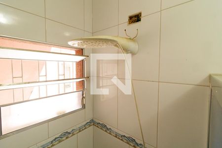 Casa à venda com 100m², 3 quartos e 2 vagasBanheiro