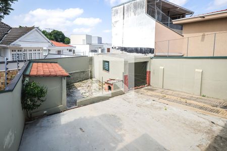 Casa para alugar com 286m², 2 quartos e 5 vagas Casa para alugar com 286m², 2 quartos e 5 vagasQuintal