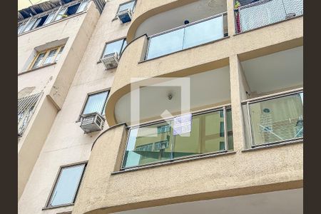 Apartamento à venda com 45m², 1 quarto e sem vaga Apartamento à venda com 45m², 1 quarto e sem vagaFachada