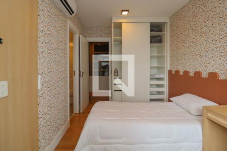 Apartamento à venda com 150m², 3 quartos e 2 vagas Apartamento à venda com 150m², 3 quartos e 2 vagasSuíte 3