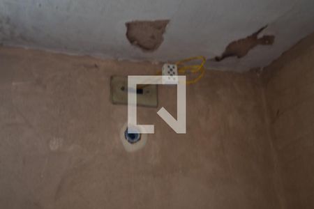 Casa à venda com 110m², 3 quartos e 2 vagasBanheiro de serviço - Detalhe