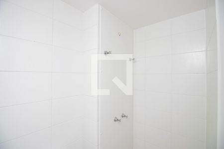 Apartamento à venda com 42m², 2 quartos e sem vaga Apartamento à venda com 42m², 2 quartos e sem vagaBanheiro