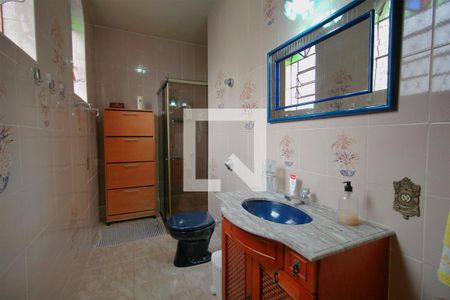 Casa à venda com 330m², 4 quartos e 3 vagasBanheiro da Suíte