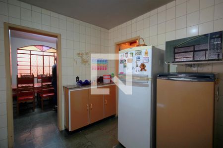 Casa à venda com 330m², 4 quartos e 3 vagasCozinha