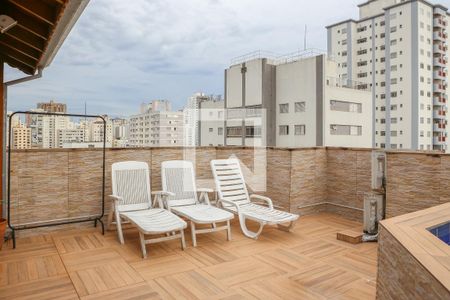 Apartamento à venda com 167m², 3 quartos e 3 vagas Apartamento à venda com 167m², 3 quartos e 3 vagasPiscina