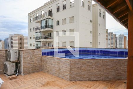 Apartamento à venda com 167m², 3 quartos e 3 vagas Apartamento à venda com 167m², 3 quartos e 3 vagasPiscina