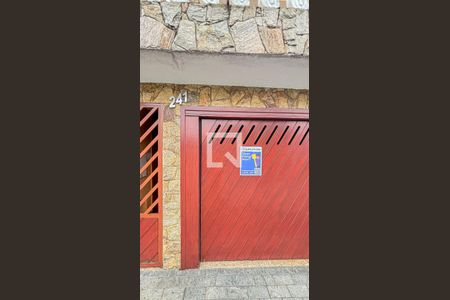 Casa à venda com 193m², 2 quartos e 2 vagasFachada