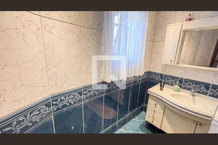 Casa à venda com 193m², 2 quartos e 2 vagasBanheiro da Suíte