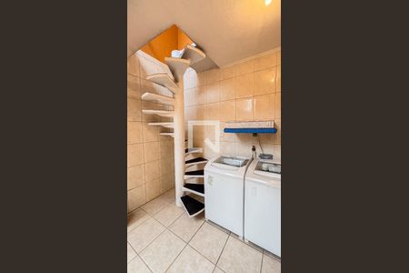 Casa à venda com 193m², 2 quartos e 2 vagasÁrea de Serviço