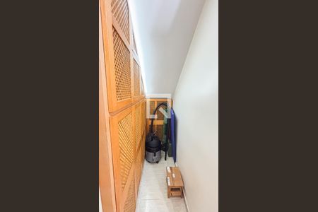 Casa à venda com 193m², 2 quartos e 2 vagasDespensa