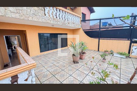 Casa à venda com 193m², 2 quartos e 2 vagasQuintal