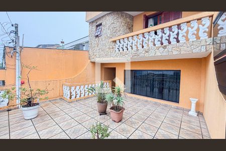 Casa à venda com 193m², 2 quartos e 2 vagasQuintal