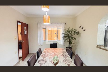 Casa à venda com 193m², 2 quartos e 2 vagasSala de Jantar