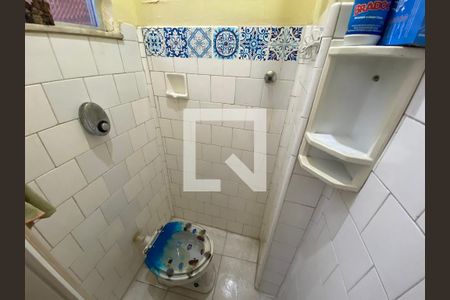 Apartamento à venda com 87m², 2 quartos e sem vaga Apartamento à venda com 87m², 2 quartos e sem vagaBanheiro de serviço