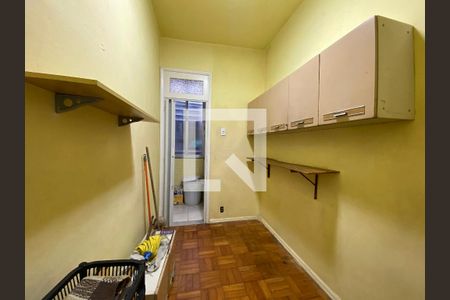 Apartamento à venda com 87m², 2 quartos e sem vaga Apartamento à venda com 87m², 2 quartos e sem vagaQuarto de Serviço