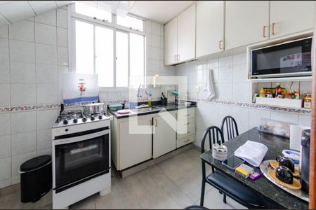 Apartamento à venda com 135m², 3 quartos e 1 vaga Apartamento à venda com 135m², 3 quartos e 1 vagaCozinha