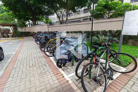 Apartamento à venda com 48m², 2 quartos e sem vaga Apartamento à venda com 48m², 2 quartos e sem vagaÁrea Comum - Bicicletário