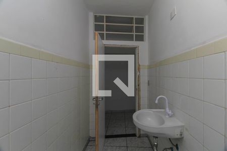 Casa à venda com 313m², 4 quartos e 3 vagas Casa à venda com 313m², 4 quartos e 3 vagasBanheiro de serviço