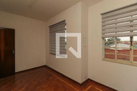 Casa à venda com 313m², 4 quartos e 3 vagas Casa à venda com 313m², 4 quartos e 3 vagasQuarto 1