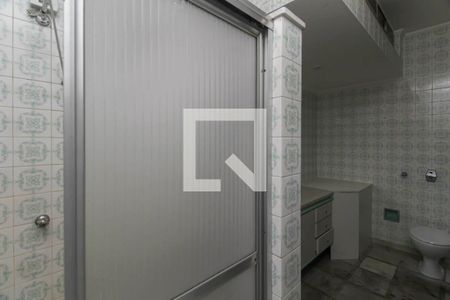 Casa à venda com 313m², 4 quartos e 3 vagas Casa à venda com 313m², 4 quartos e 3 vagasBanheiro da Suíte