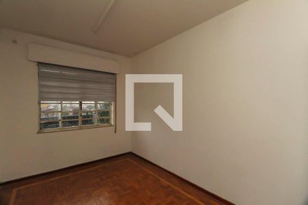 Casa à venda com 313m², 4 quartos e 3 vagas Casa à venda com 313m², 4 quartos e 3 vagasQuarto 3