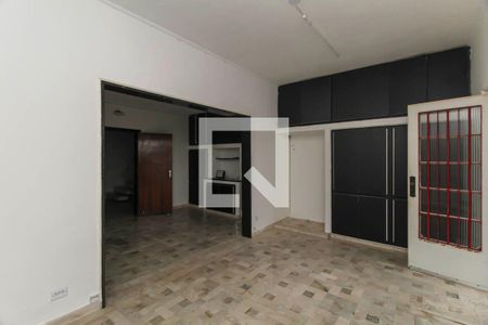Casa à venda com 313m², 4 quartos e 3 vagas Casa à venda com 313m², 4 quartos e 3 vagasCozinha