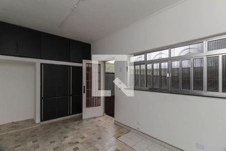 Casa à venda com 313m², 4 quartos e 3 vagas Casa à venda com 313m², 4 quartos e 3 vagasCozinha