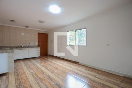Casa à venda com 100m², 2 quartos e 1 vaga Casa à venda com 100m², 2 quartos e 1 vagaCozinha